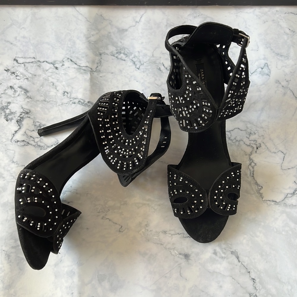 Like new! Zara womens evening heels size 39